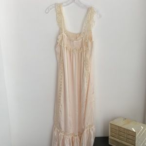 Vintage Victoria Secret Gold Label Satin Size Medium Night Gown